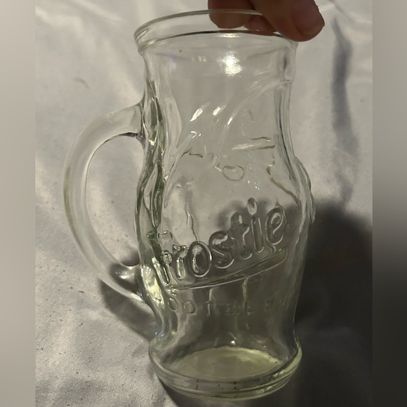 2 Frostie Elf Root Beer Mug Glass Soda Pop Beverage Embossed Vintage 12oz - Picture 3 of 5
